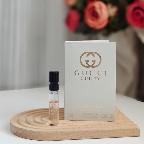 New GUCCI GUILTY EDP POUR FEMME SAMPLE SPRAY VIAL 0.05oz/1.5ml - Picture 1 of 1
